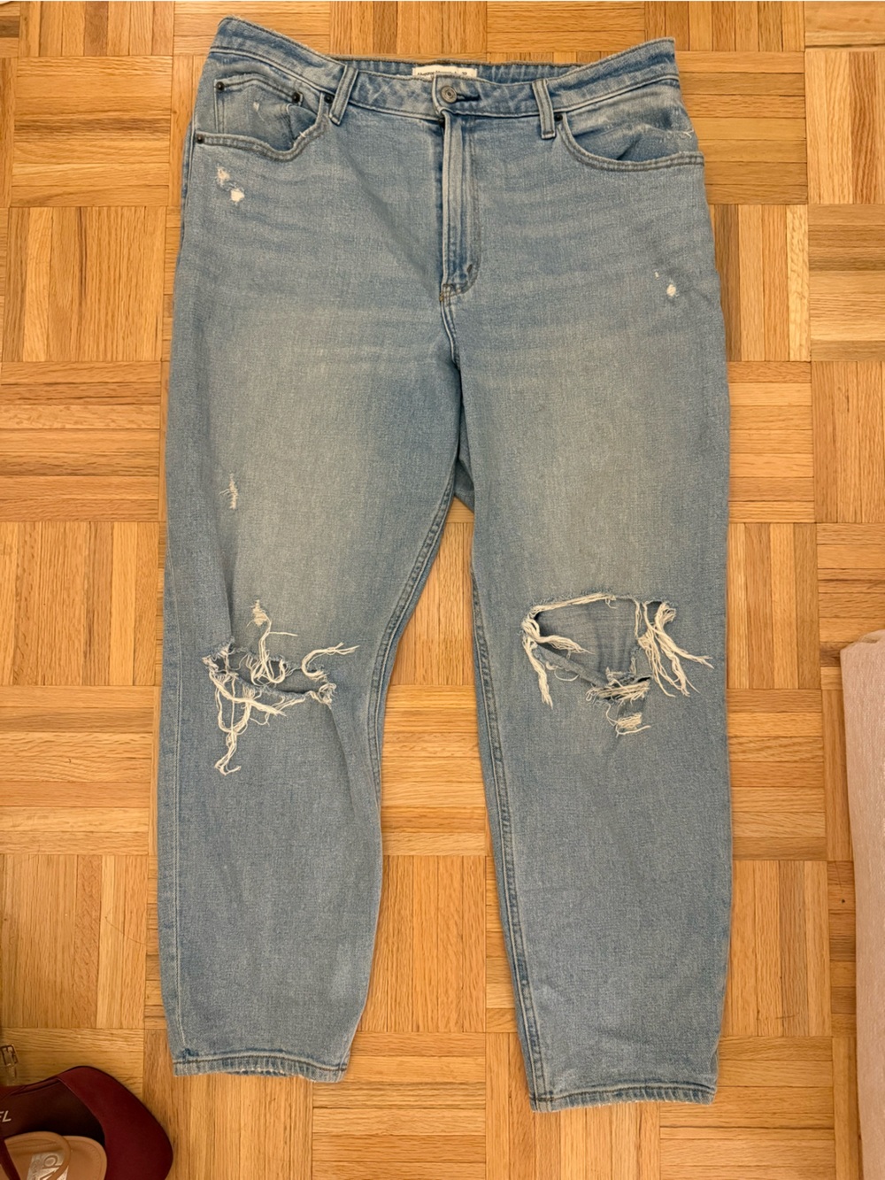 Abercrombie & Fitch Light Blue Distressed Relaxed Jeans
